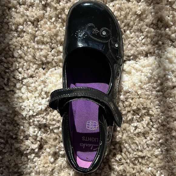 Clarks Mary Jane patent black shoes US size 1 ( 12.5 UK Size) - Picture 3 of 6